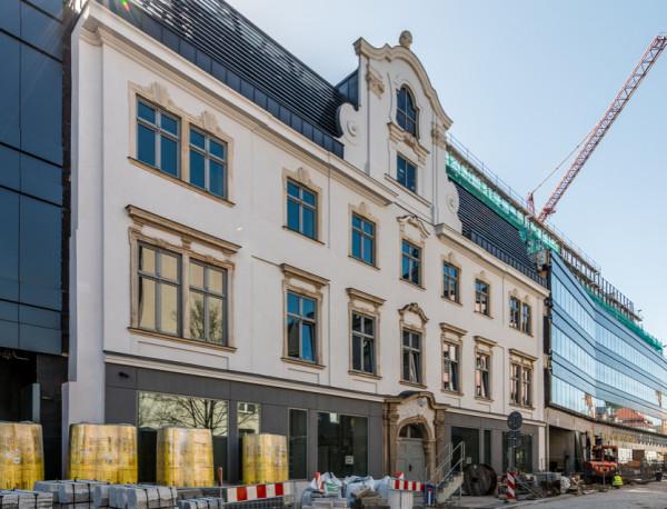 Pałac Oppersdorfów połączony z kompleksem Dominikański