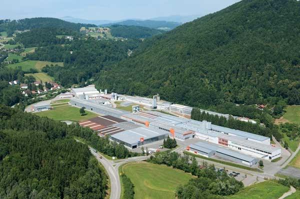 Knauf AMF i Heradesign pod jedną marką