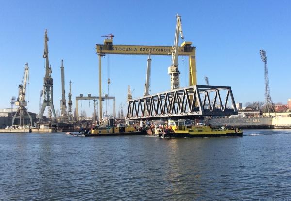 Przęsła Mostu Brdowskiego zamontowane