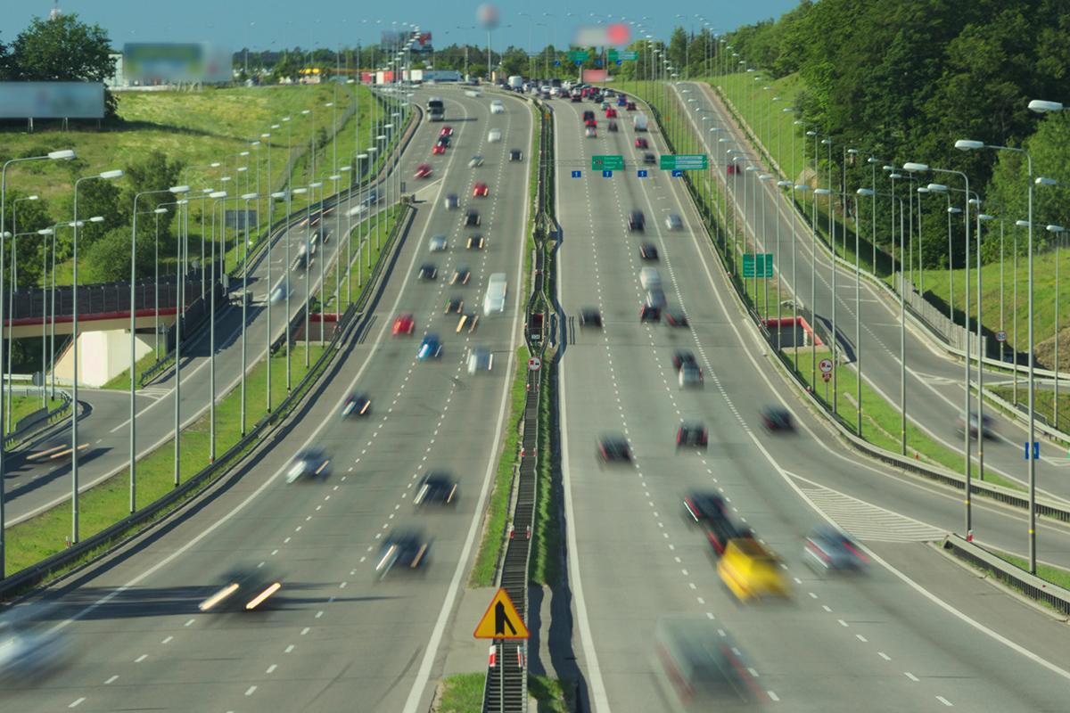 Inwestycje drogowe w Polsce 2025–2027: między ambitnymi planami a rzeczywistością