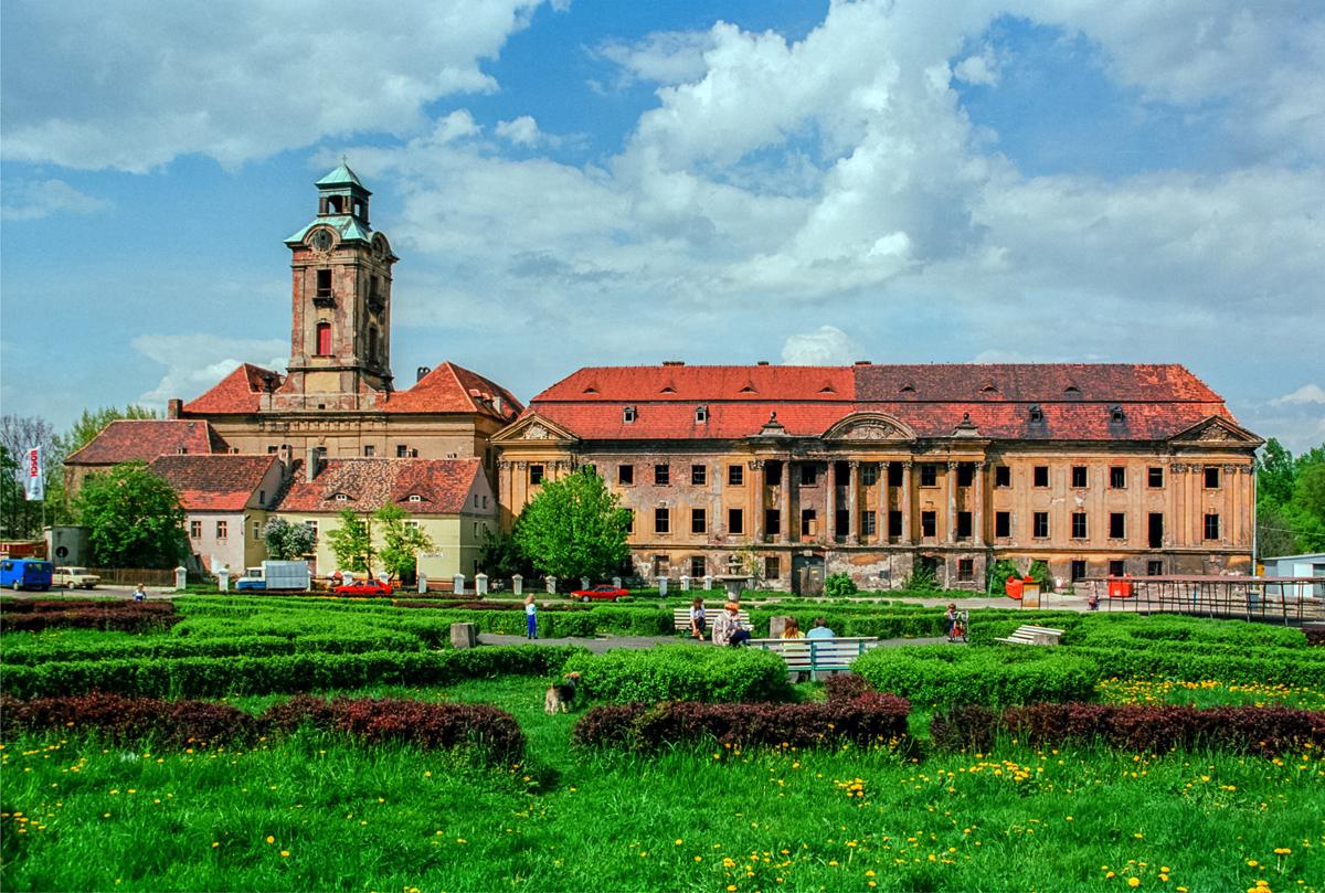 Zamek w Żarach dostanie drugie życie. Powstanie Centrum Kultury i Tradycji