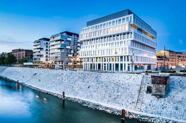 Biurowiec Dubois sprzedany