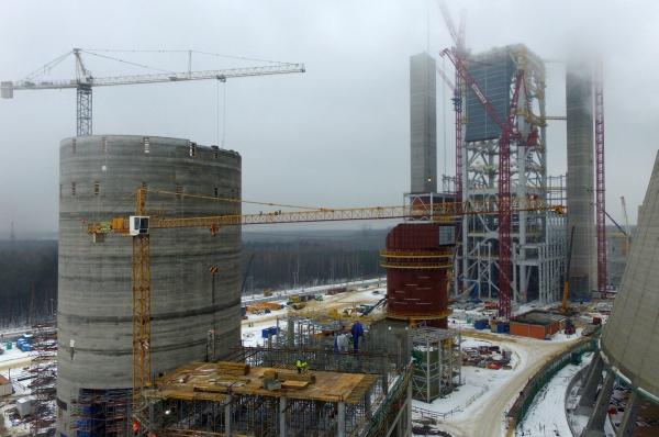 Chłodnia kominowa w Jaworznie pnie się do góry (wideo)