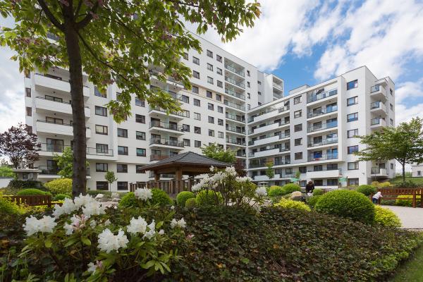 Coraz większy ogród na osiedlu Sakura