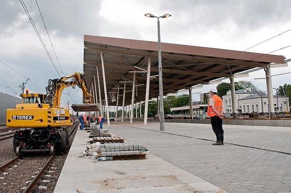 Gotowy pierwszy peron na stacji Łódź Widzew