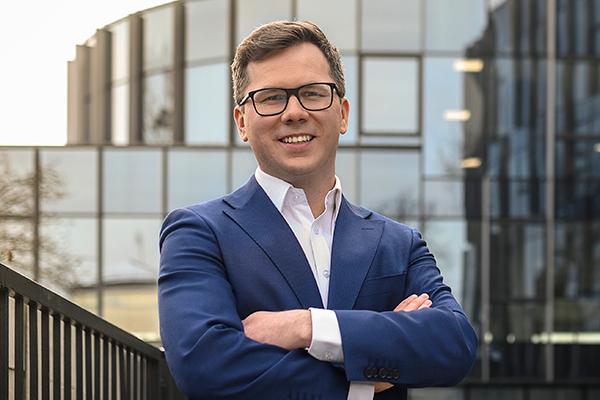 Cavatina Holding o krok przed giełdowym debiutem