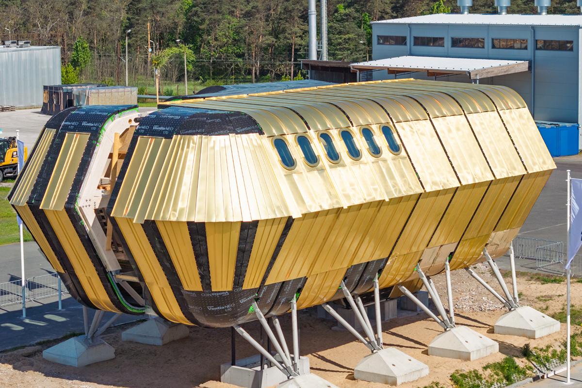 Prefabrykacja na Antarktydzie. Próbny montaż Polskiej Stacji Antarktycznej