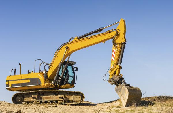 Awbud z kontraktem na kolejną halę