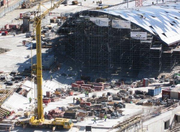 Łódź Fabryczna - dwa kilometry torów i połowa dachu