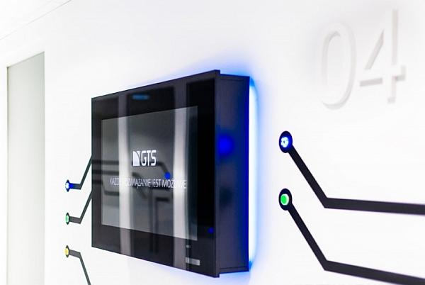 Identyfikacja wizualna (nie tylko) w przestrzeni komercyjnej