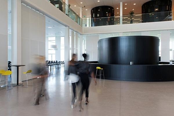 Ściany, które pomogą zapanować nad dźwiękiem