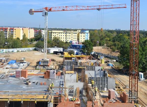 Nowe Ogrody - III etap w budowie, kolejny w planach