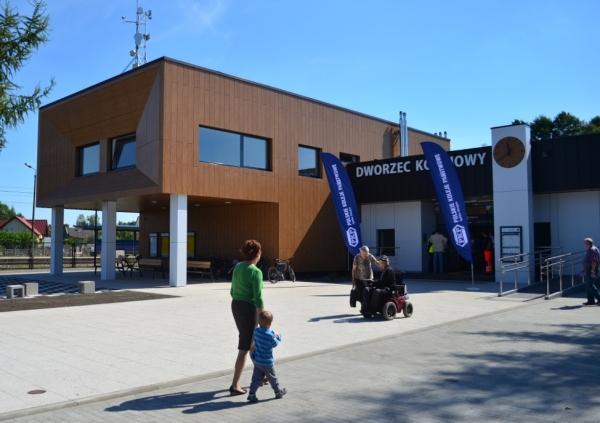 Dworzec kolejowy w Poraju otwarty po przebudowie