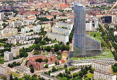 Wrocławski Sky Tower przekroczył 100 metrów