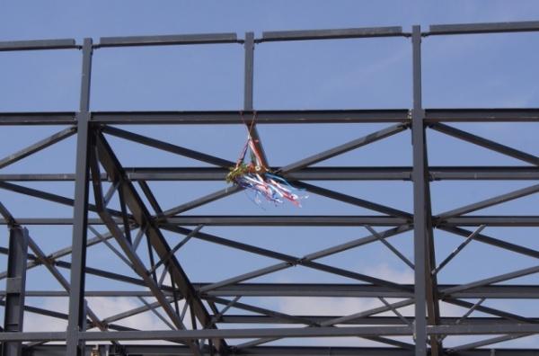 Wiecha na budowie zakładu AGI w Ropczycach