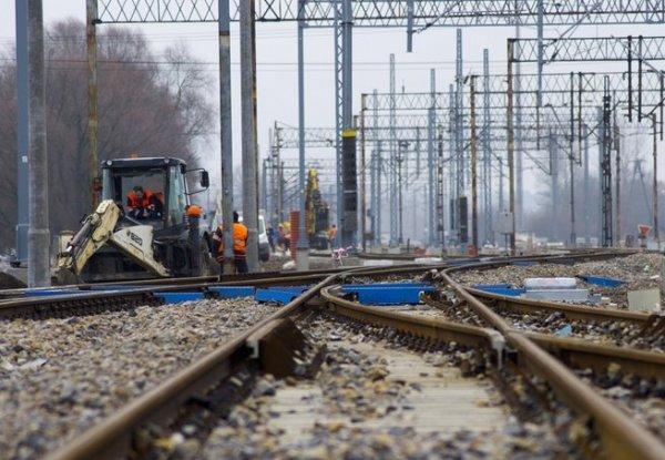 PKP remontują trzy stacje za pół miliarda złotych