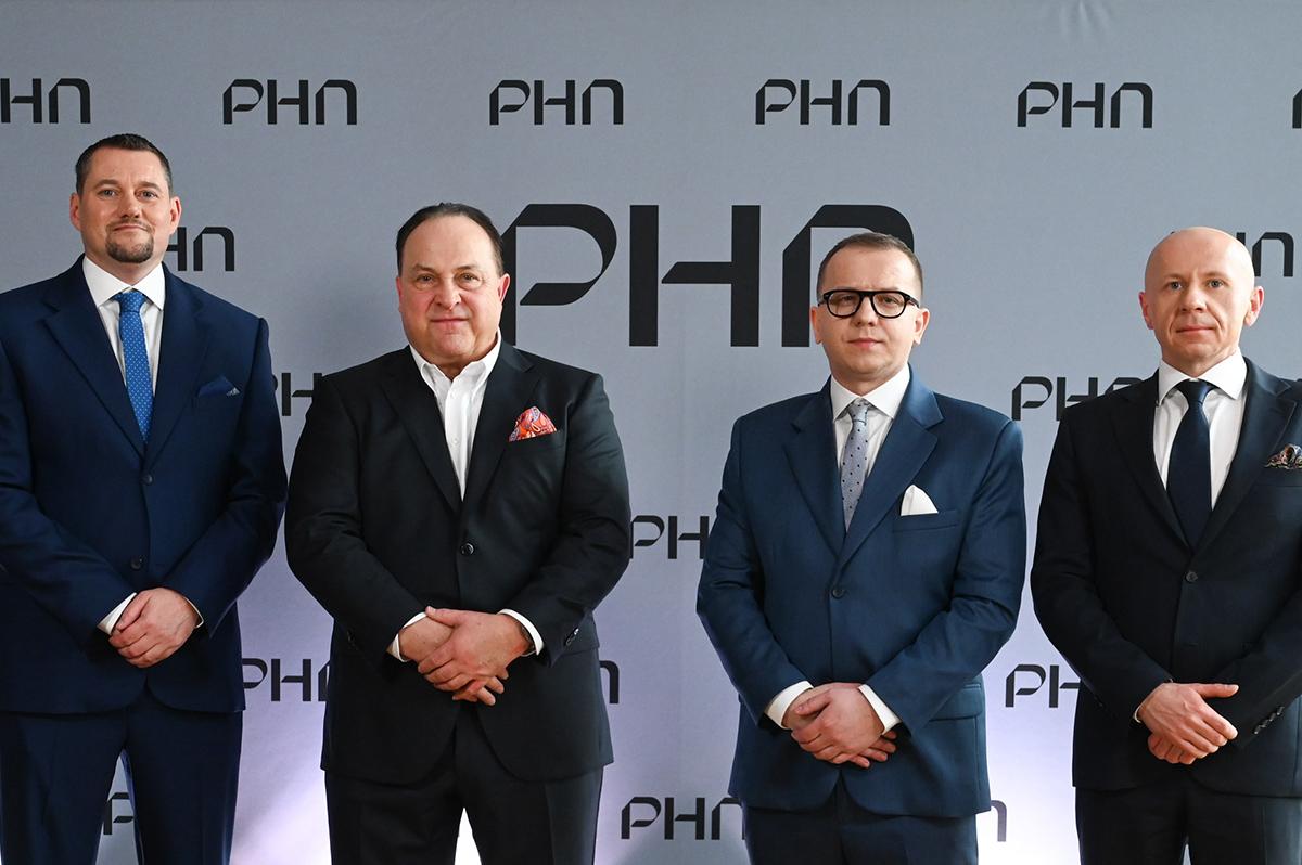 Nowy start PHN. Spółka wchodzi mocniej w generalne wykonawstwo i mieszkaniówkę