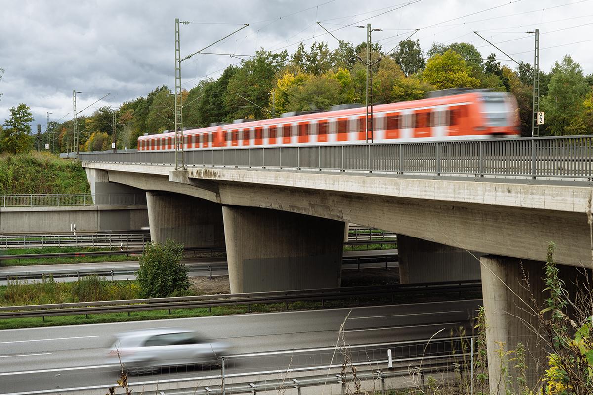 Infrastruktura jako katalizator rozwoju: jak nowe drogi i koleje zmieniają mapę inwestycji w Polsce