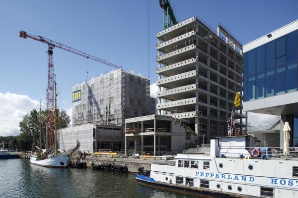 Na hotelu kompleksu Gdynia Waterfront zawisła wiecha