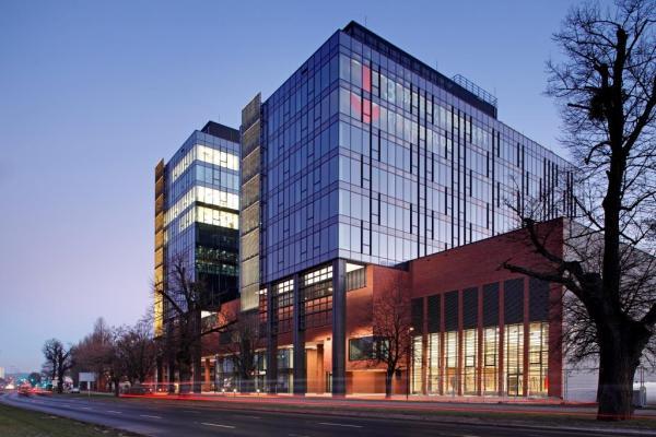 Torus sprzedaje gdańską Alchemię