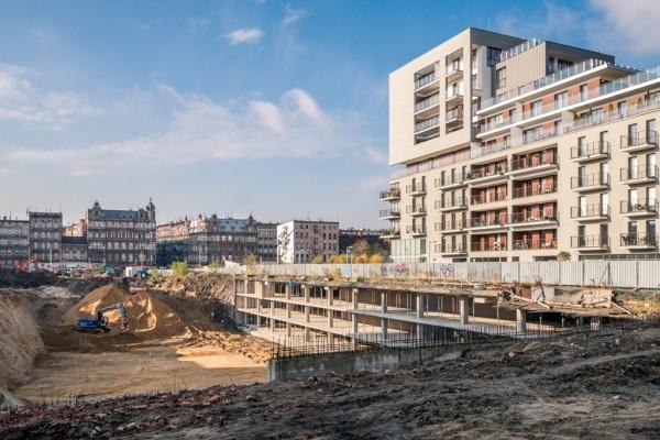 Prace nad fundamentami Angel River