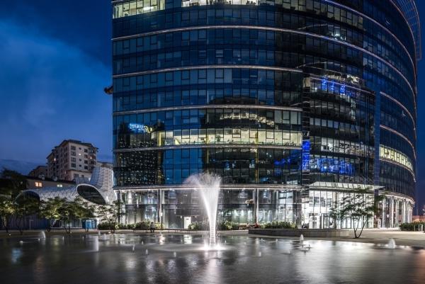 Część Warsaw Spire sprzedana