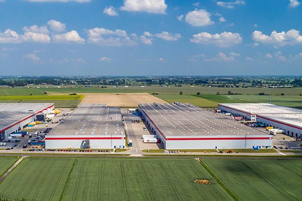 Kolejne magazyny w podpoznańskim parku P3