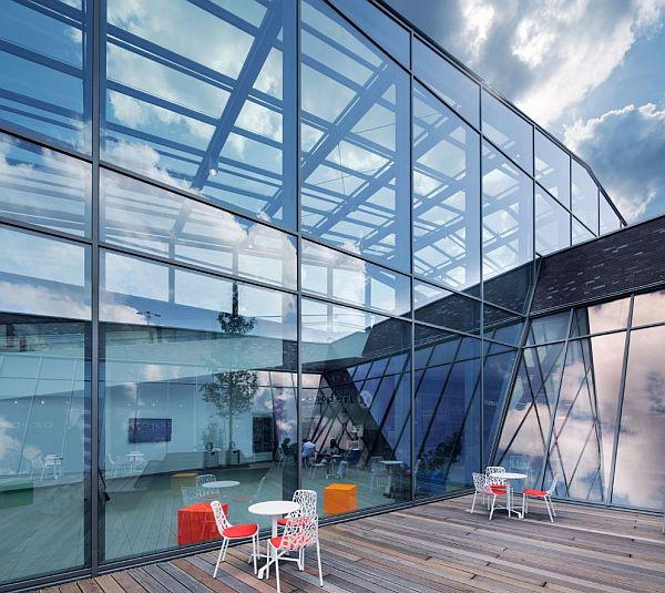 Przeciwsłoneczne szkło ze srebrem