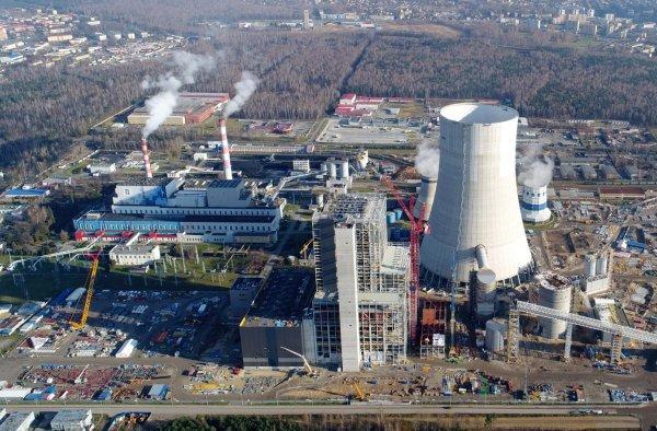 Budowa bloku w Jaworznie na półmetku