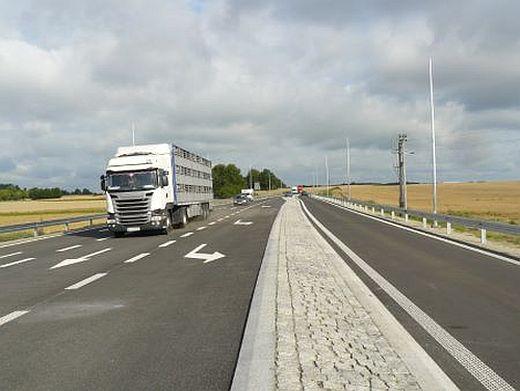 Połowa obwodnicy Czarnkowa oddana do ruchu