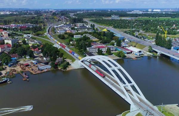 Kolejowa inwestycja za 2,6 mld zł ma wykonawców