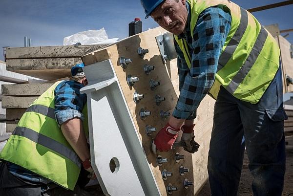 Na Hipodromie w Sopocie zawisła wiecha