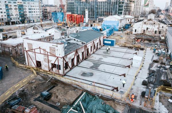 Capital Park przesunął 900 tonowy budynek (wideo)