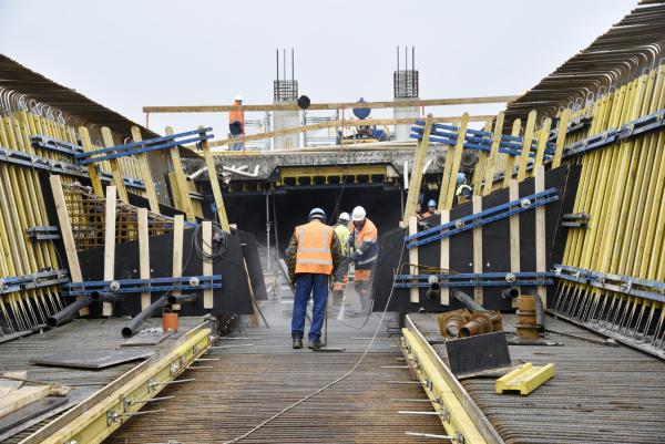 Astaldi buduje nowy most na Widawie