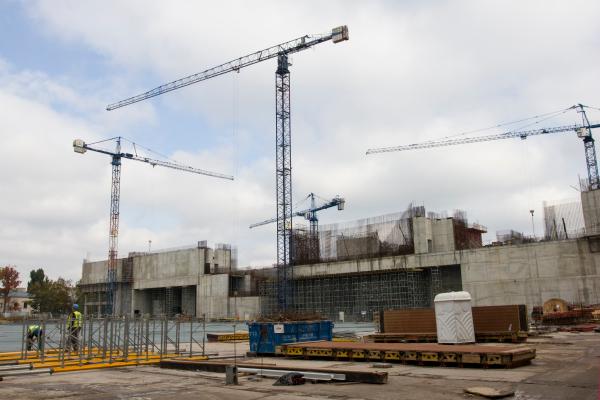 Beton i zieleń. Budowa Muzeum Wojska Polskiego na półmetku