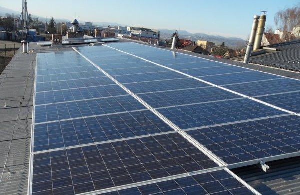 PKP PLK testują pozyskiwanie energii ze źródeł odnawialnych