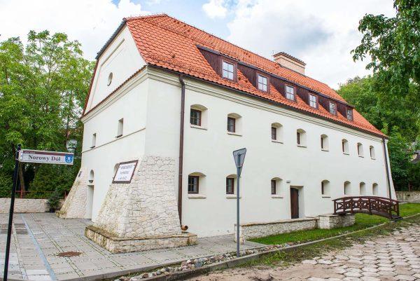 Apartamentowiec w prawie 500-letnim spichlerzu