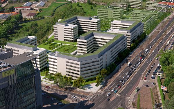 Budowa Business Garden Poznań na półmetku