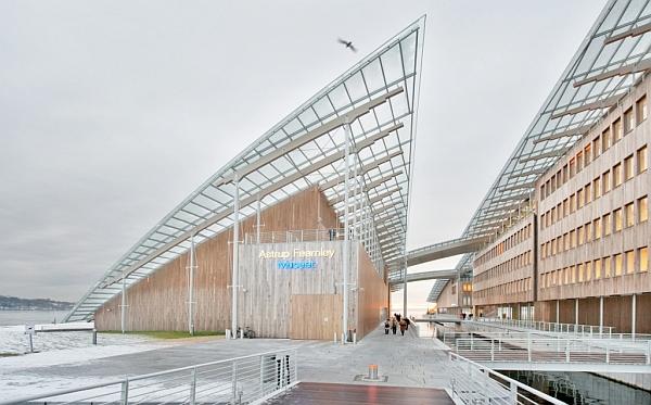 Muzeum Sztuki Nowoczesnej w Oslo: sufit i geometria (wideo)